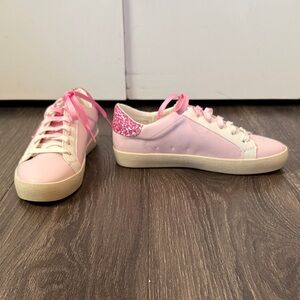 NWOB Mi.iM Pink Star Glitter Sneakers - Size 8
